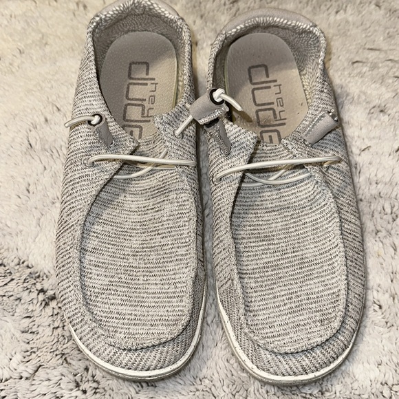 Hey Dudes - Picture 1 of 6